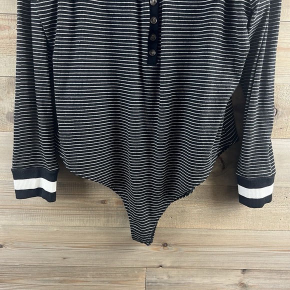 La Ligne X Target Womens‎ Bodysuit Long Sleeve Henley Neckline Striped Size 1X - Picture 3 of 7